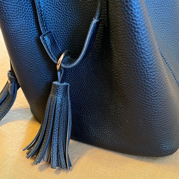 Black bucket bag - Picture 3 of 5